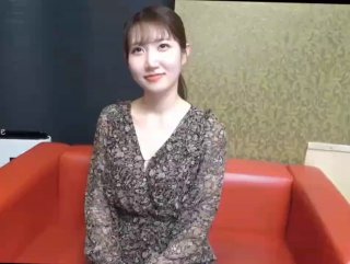 男女吻摸下面一进一出视频手机直播萌妹子和纹身腹肌🔞