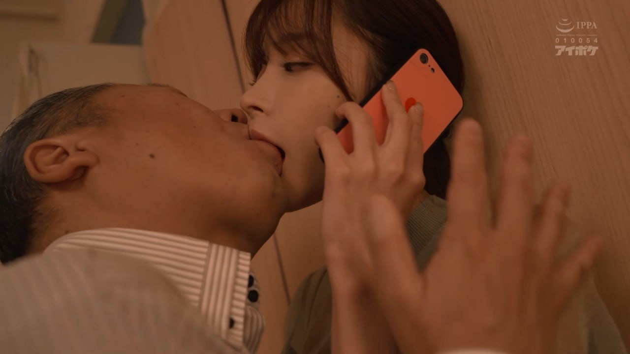 JKSR-611 衝撃！！夫の知らない所でSEX三昧！！人妻は昼も夜も発情中！！社員旅行BEST3
